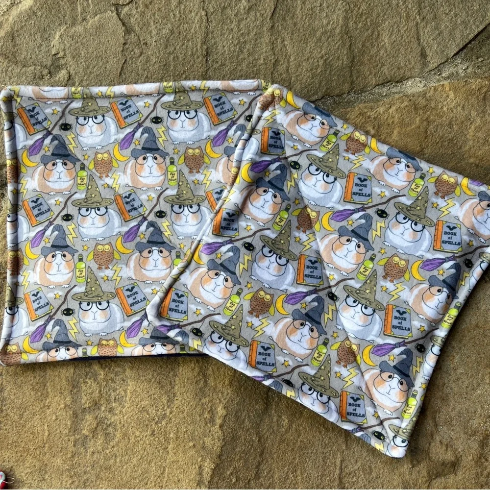 Guinea Pig Rabbit Small Animal Pee Pad Wizard Washable 11” Lap Reversible